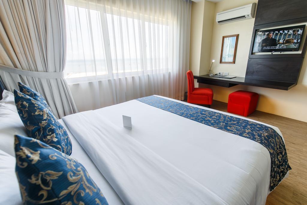 Solea Seaview Resort Lapu-Lapu City Eksteriør bilde