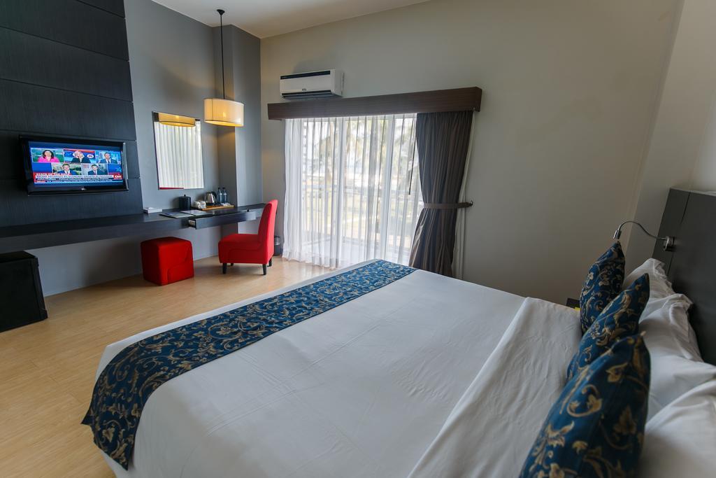 Solea Seaview Resort Lapu-Lapu City Eksteriør bilde